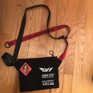 Off white gore Tex pouch